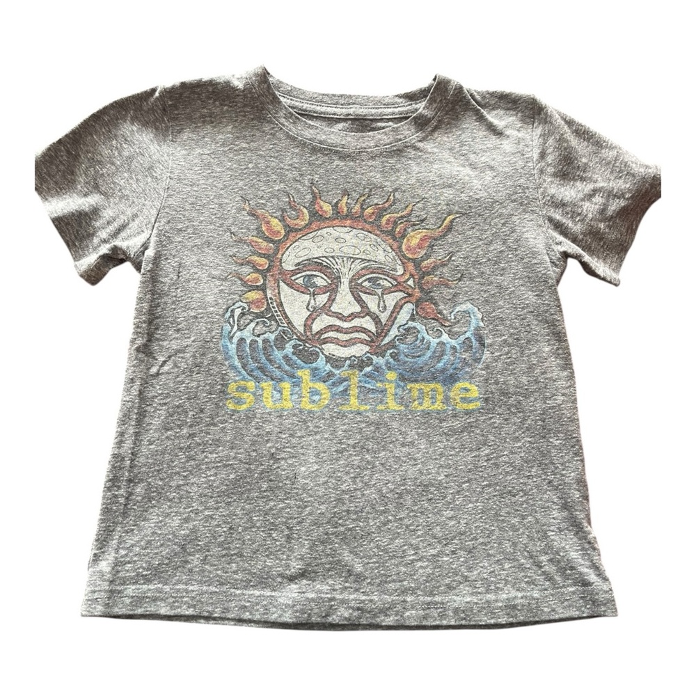 Sublime graphic shirt , size 5t, boy , grey color Live Nation Minor distressing